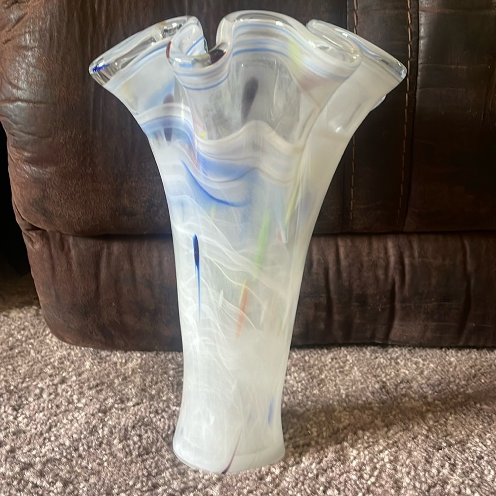 Tammaro Hand Blown Italian Glass Vase